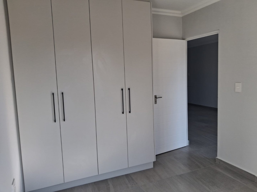 2 Bedroom Property for Sale in Table View Western Cape
